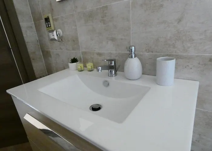 Oda ve Kahvaltı Madie